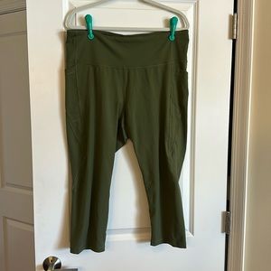 Old Navy Elevate Legging